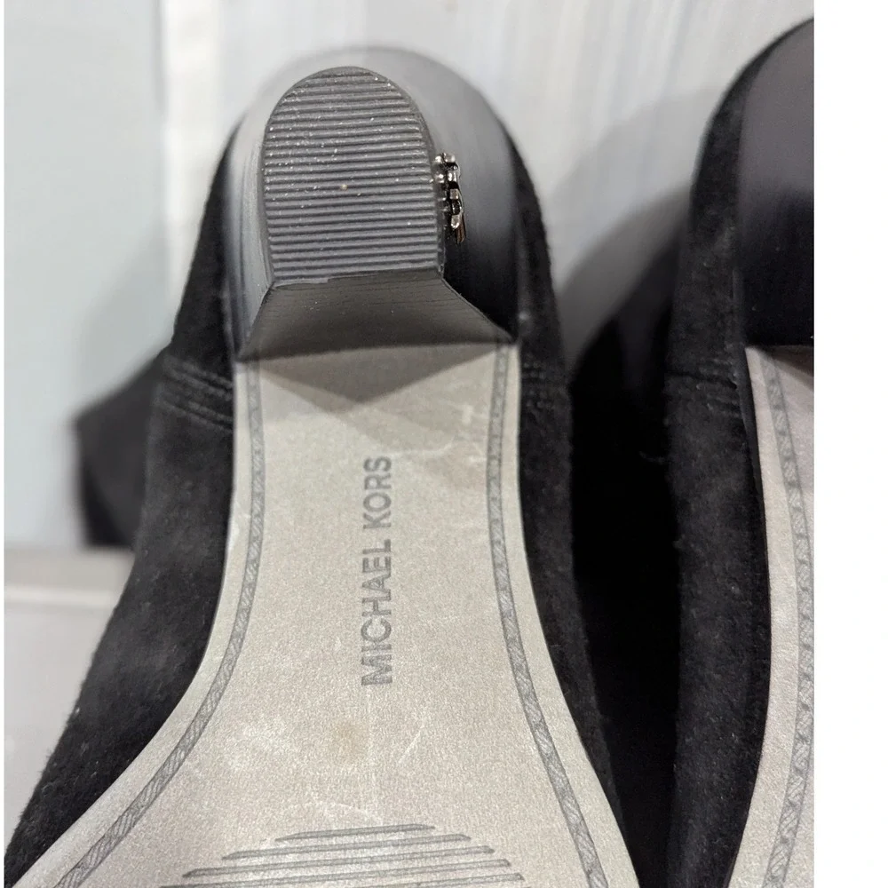 MICHAEL KORS Divia Soft Suede Ankle Boot Black‎ Pull On Heel Women Size 8.5